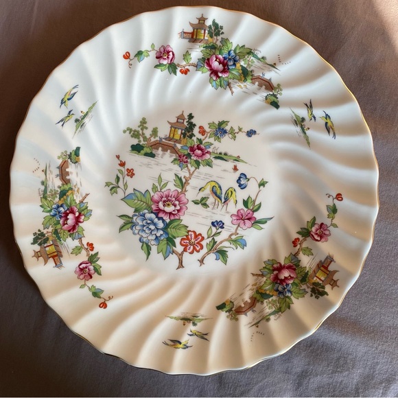 Crown Staffordshire Plate and Cake Knife - Picture 3 of 10